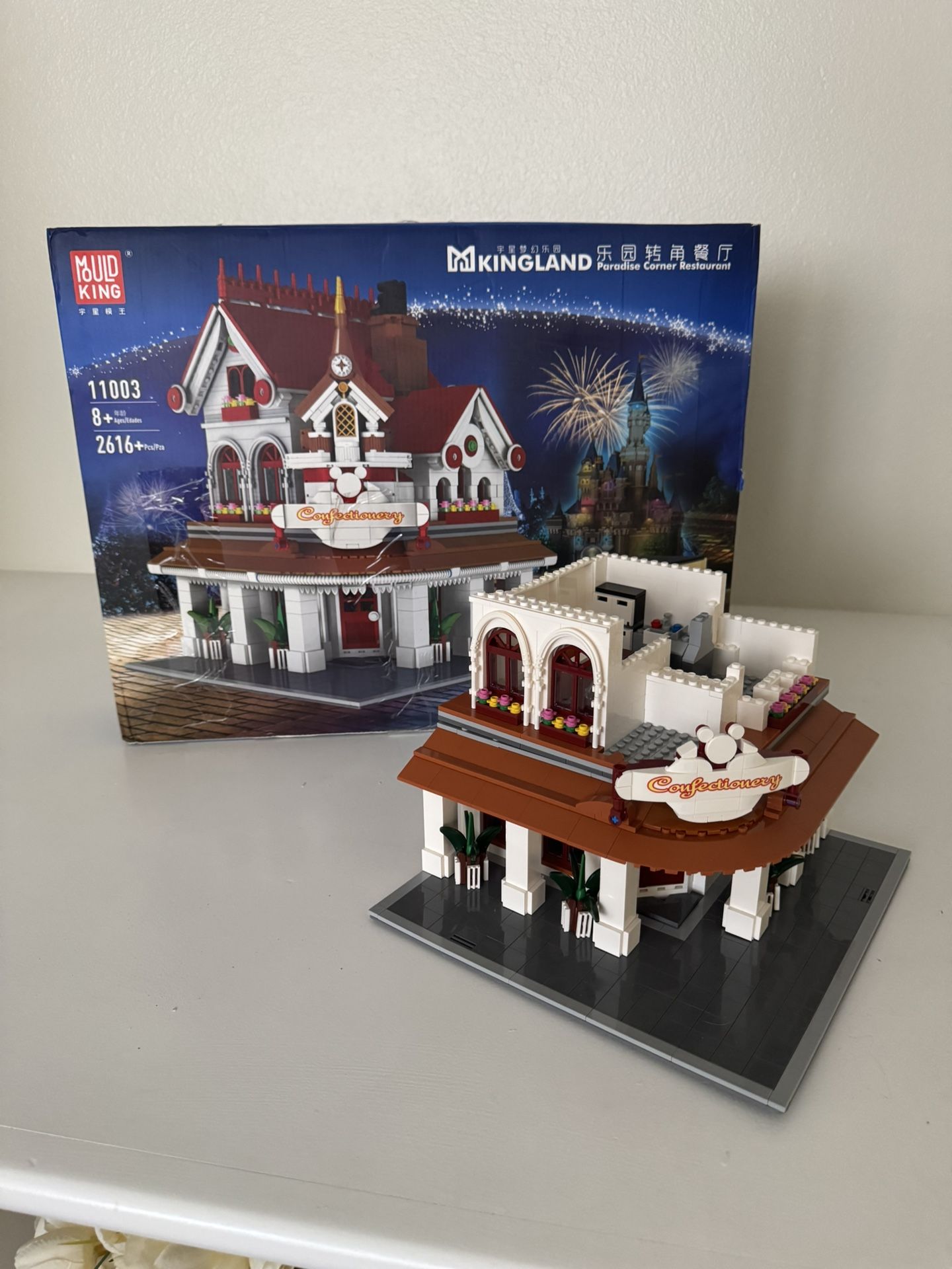 Mouldking MOC Creator Expert Paradise Corner Restaurant Bricks Toy 11003