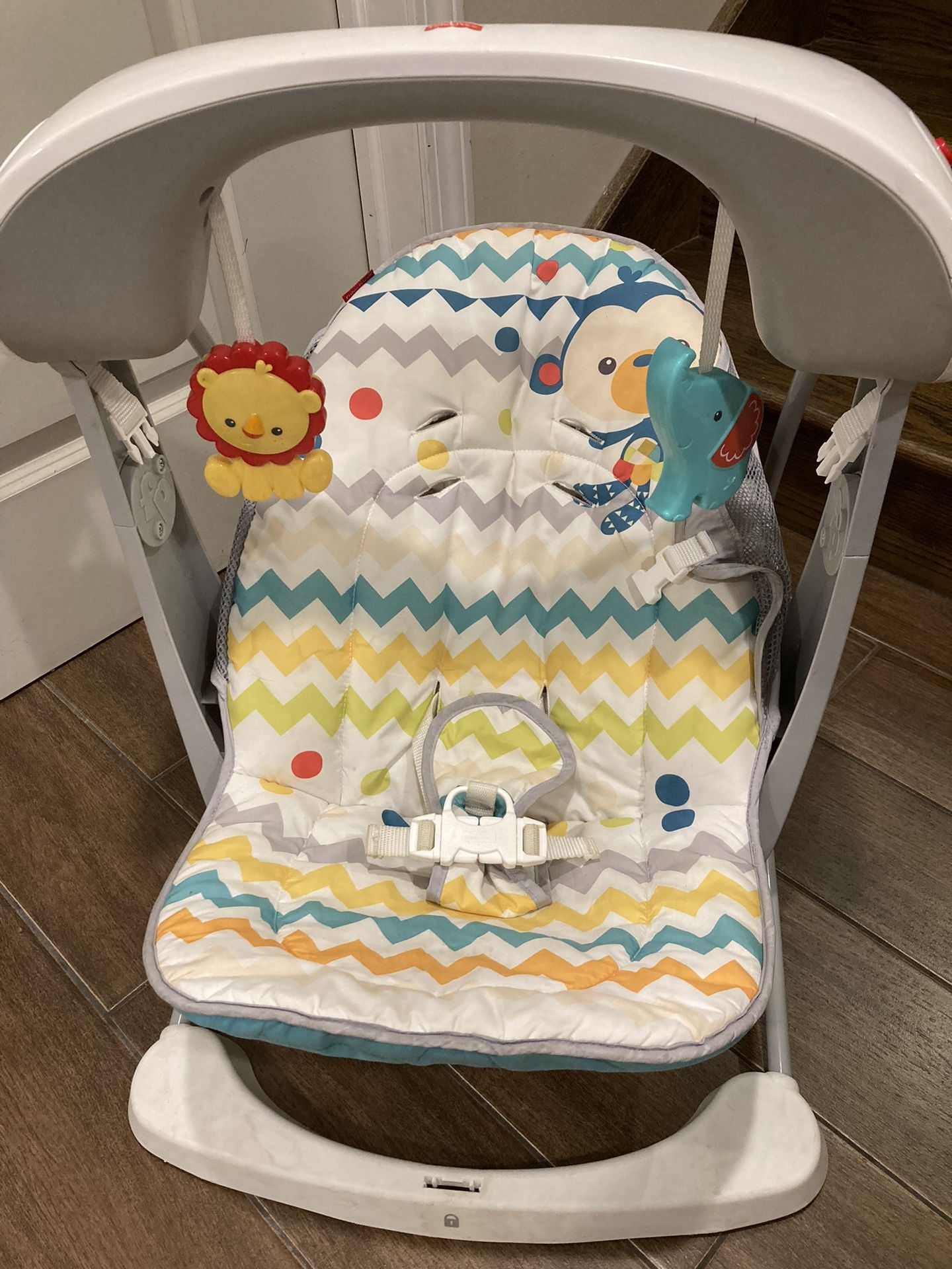 Fisher Price Portable Baby Swing Bright Colors