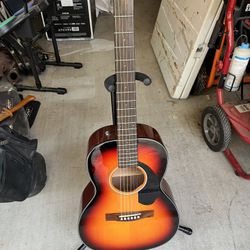 Fender Acoustic classic design guitar