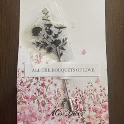 Christian Dior -Miss Dior All the Bouquets of Love pin 