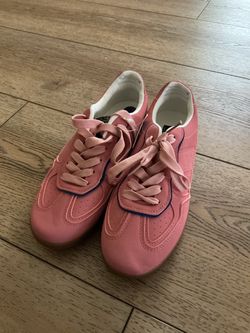 Brand New Skechers Pink Low-Top Sneakers