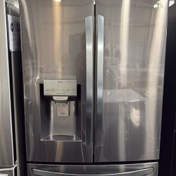 LG  French Door Refrigerator 