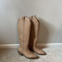 Women’s Tall Cowboy boots - size 7 