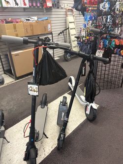 electric scooters for teens and adults with good commute and different speed levels