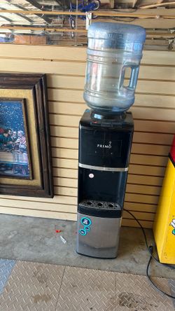 Primo water. Dispenser