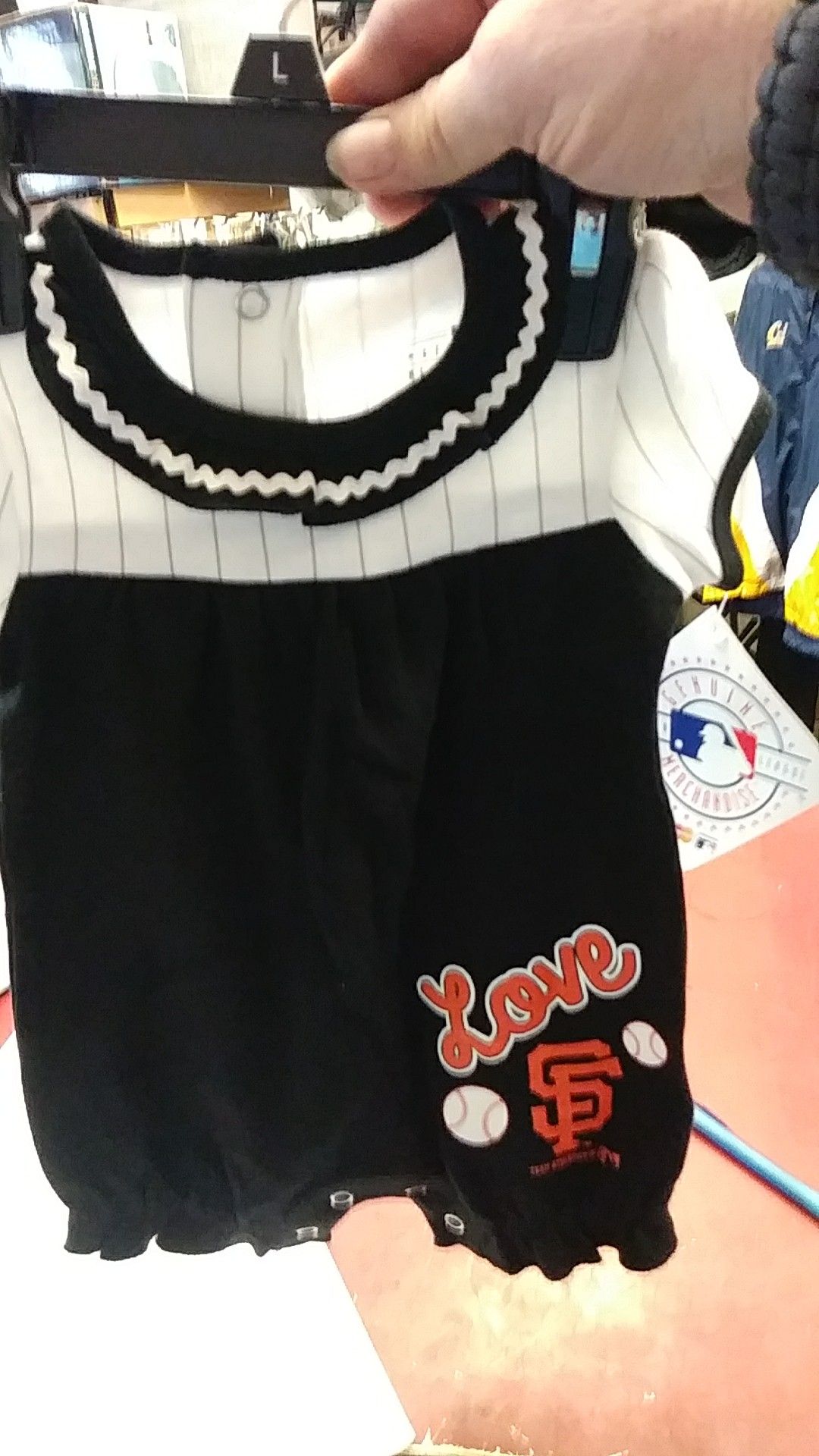 Geniune S.F. Giants Onesie 0 to 3 months