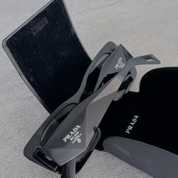 Prada PR 08YS Sunglasses
