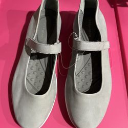 NEW Easy spirit Size 8.5 Mary janes
