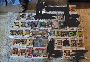 Funko pop lot! (Anime, batman, joker, spiderman, one piece)