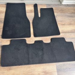 Tesla Model Y Carpet Floor Mats