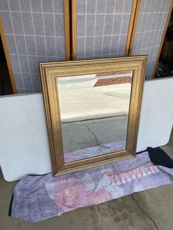 Beautiful 36”x 30” Gold Decor Vinyl Frame Beveled Glass Mirror