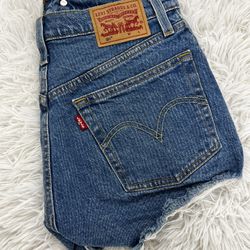 Levis Jean shorts size 24/25