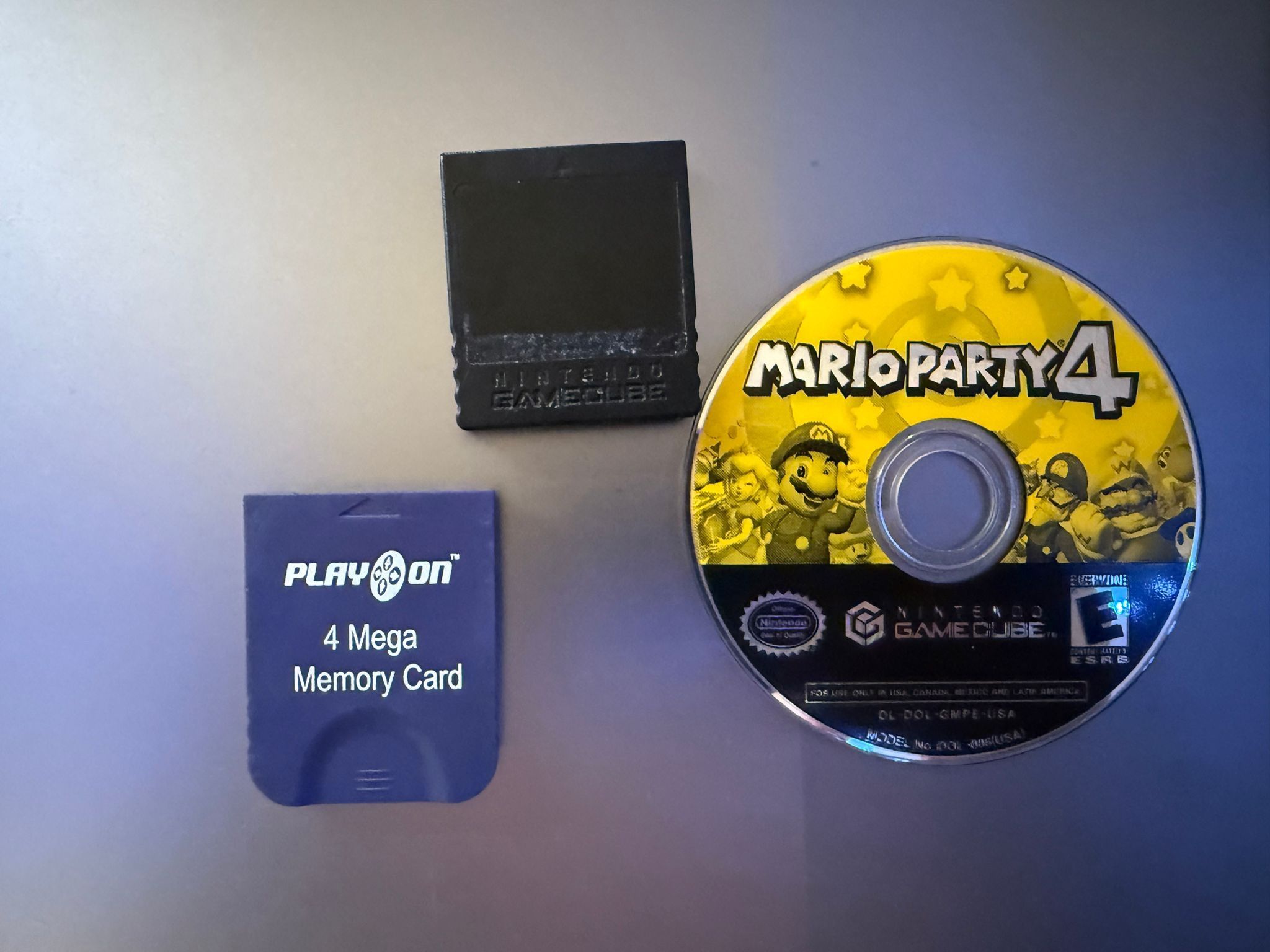 Mario Party 4 – Nintendo GameCube Disc Only + 2 Memory Cards – Tested Working
