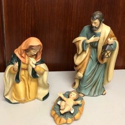 Vintage Christmas Hand-Painted 3 Pcs Porcelain Nativity set