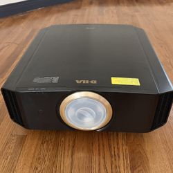 JVC DLA-RS400 Projector 