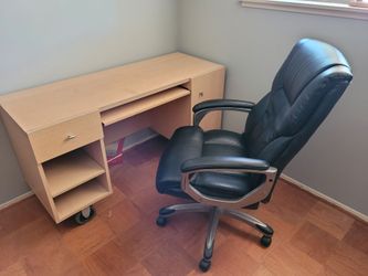 Rolling desk and chair