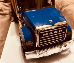 Bruder MACK dump truck
