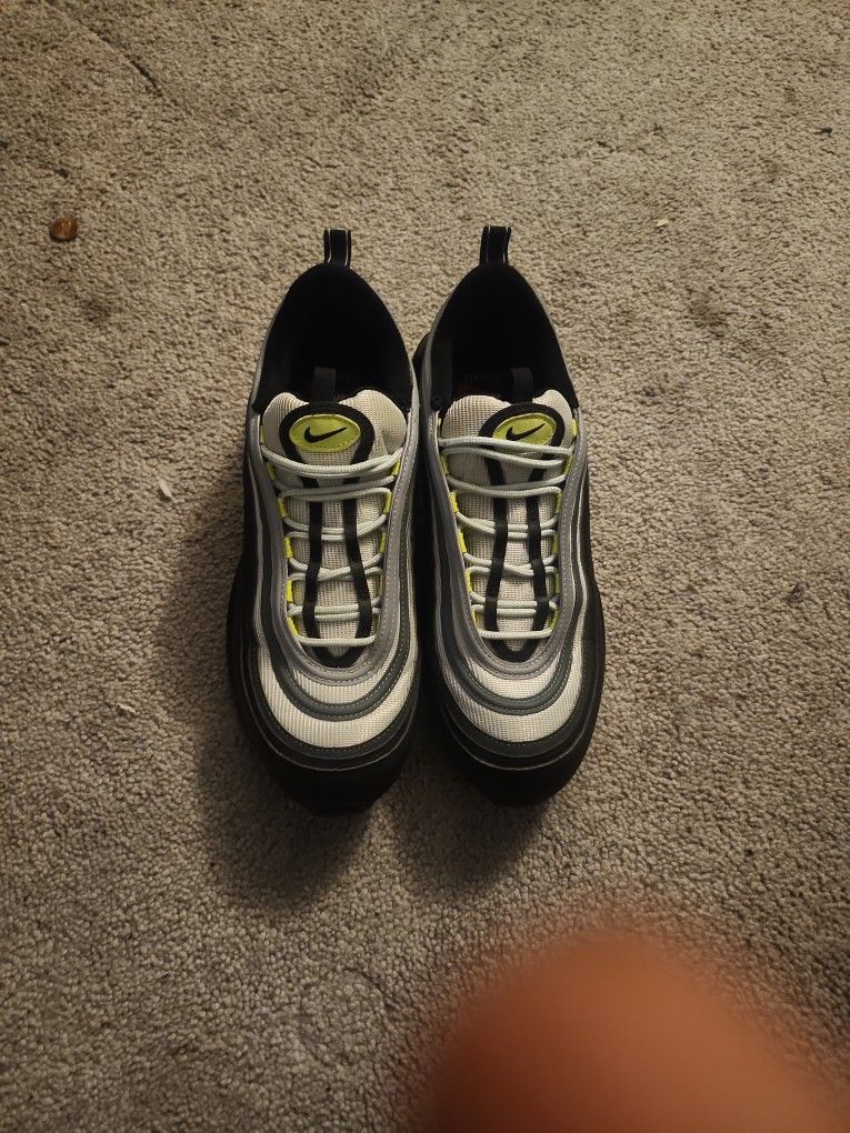 Air Maxx's Limited Edition