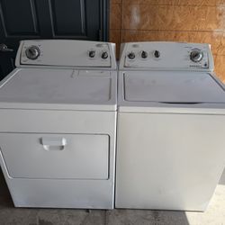 Whirlpool Washer And Dryer Set 