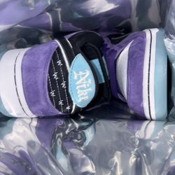 Hayley Wilson x Nike SB Dunk Low “Court Purple” Men’s Size 9.5/11W New