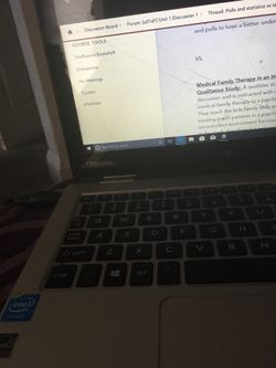 Toshiba. Lab top small spider. Crack in screen