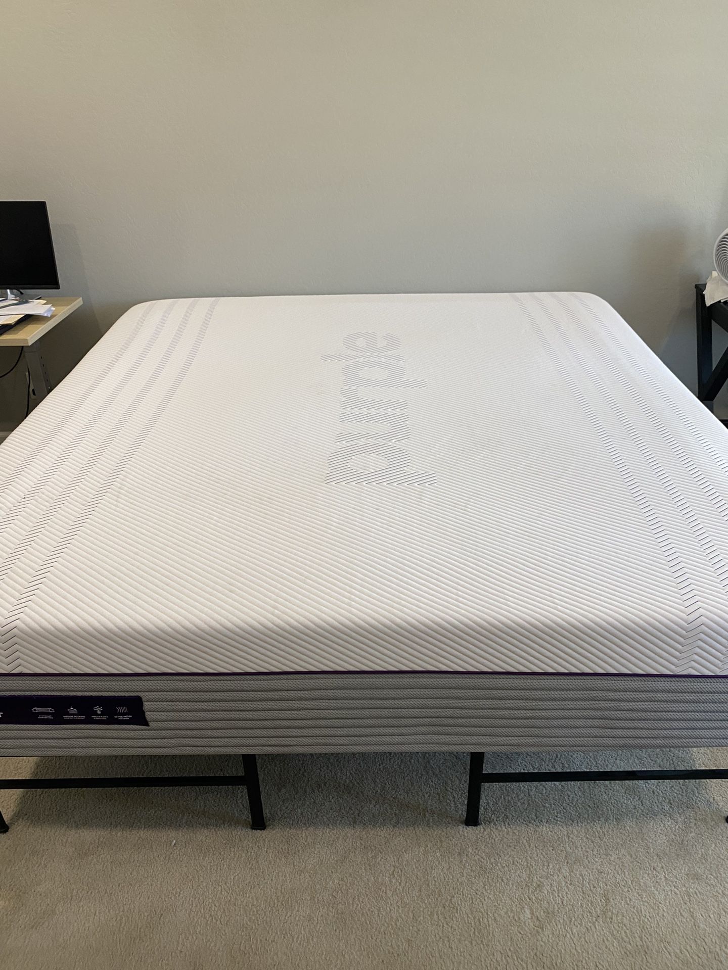 PURPLE 4 KING MATTRESS - EXCELLENT CONDITION