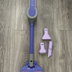 Kids Pretend Play Cord-Free Vacuum  4PC Toy