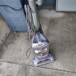 Shark Navigator Lift Away Vacuum