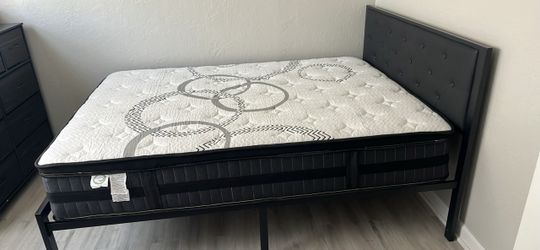 Full mattress with platform