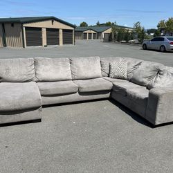 Sectional Couch 
