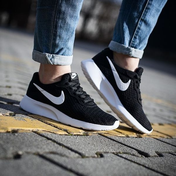 womens black nike tanjun womens black nike tanjun