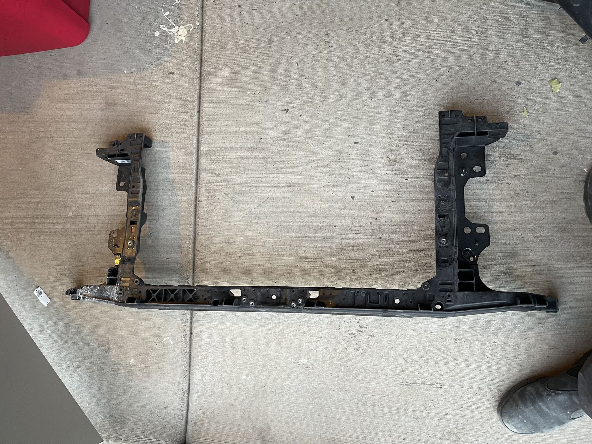 2022 Hyundai Elantra Radiator Support 