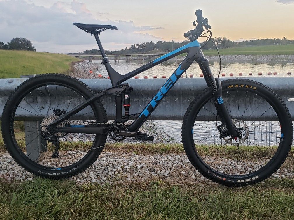 2017 Trek Remedy 9.8 Carbon Bike XT Pike Large 19.5