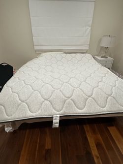Free king size mattress topper