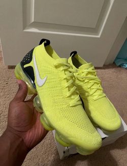 Nike VAPORMAX size 13