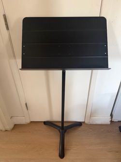 Sheet music stand
