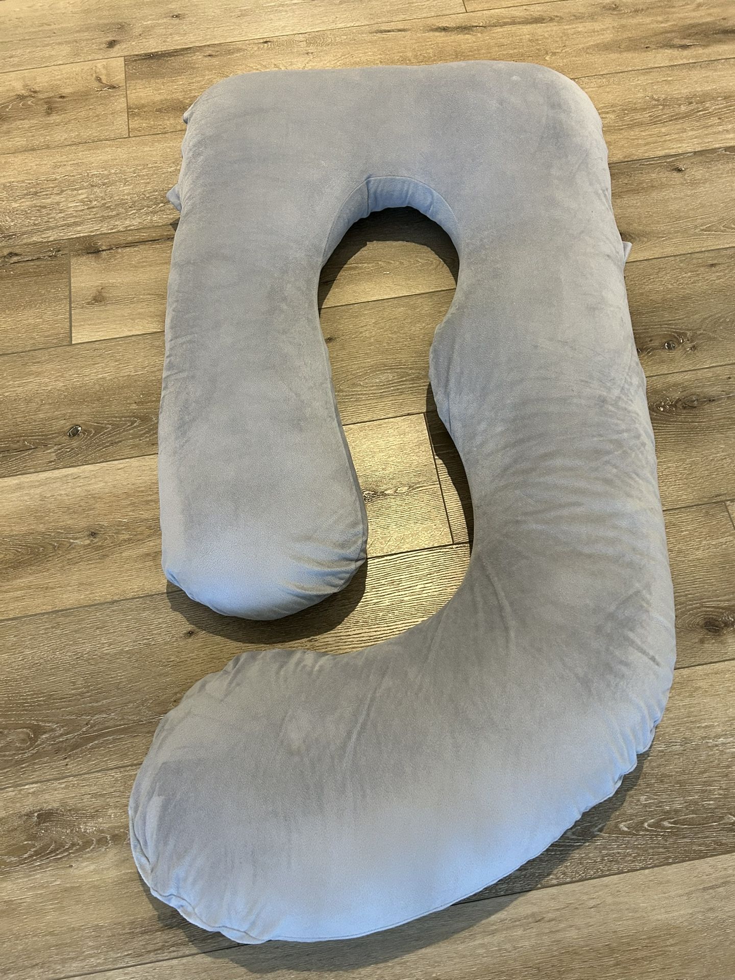 Momcozy Pregnancy Pillow 