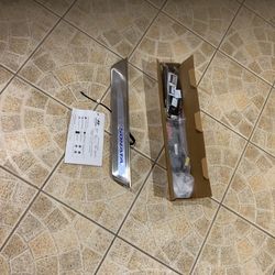 Illuminated Door Scuff Plates Hyundai Part No.: C2045-ADU00