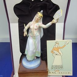 ROYAL DOULTON PHILLIPPINE Dancer of the World HN2439 NEW IN BOX England 1977
