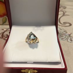 Ring 14 K Gold W 9gr 1K Aquamarina and 25 K inDiamonts