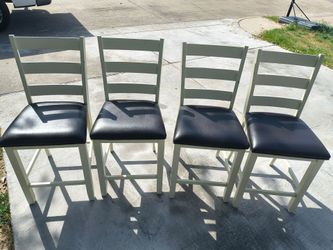 White rustic bar stools