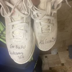 Game Worn And Signed Pair Of Aj Green Basketball Shoes 