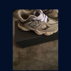Kids New Balance Size 2