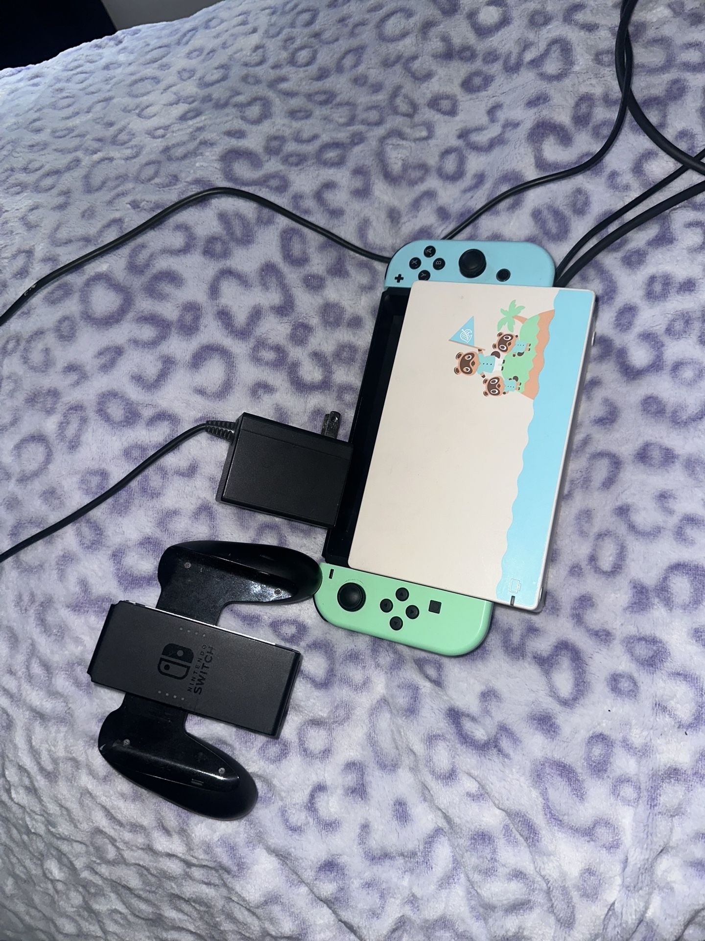 Nintendo Switch Animal Crossing  New Horizons Edition