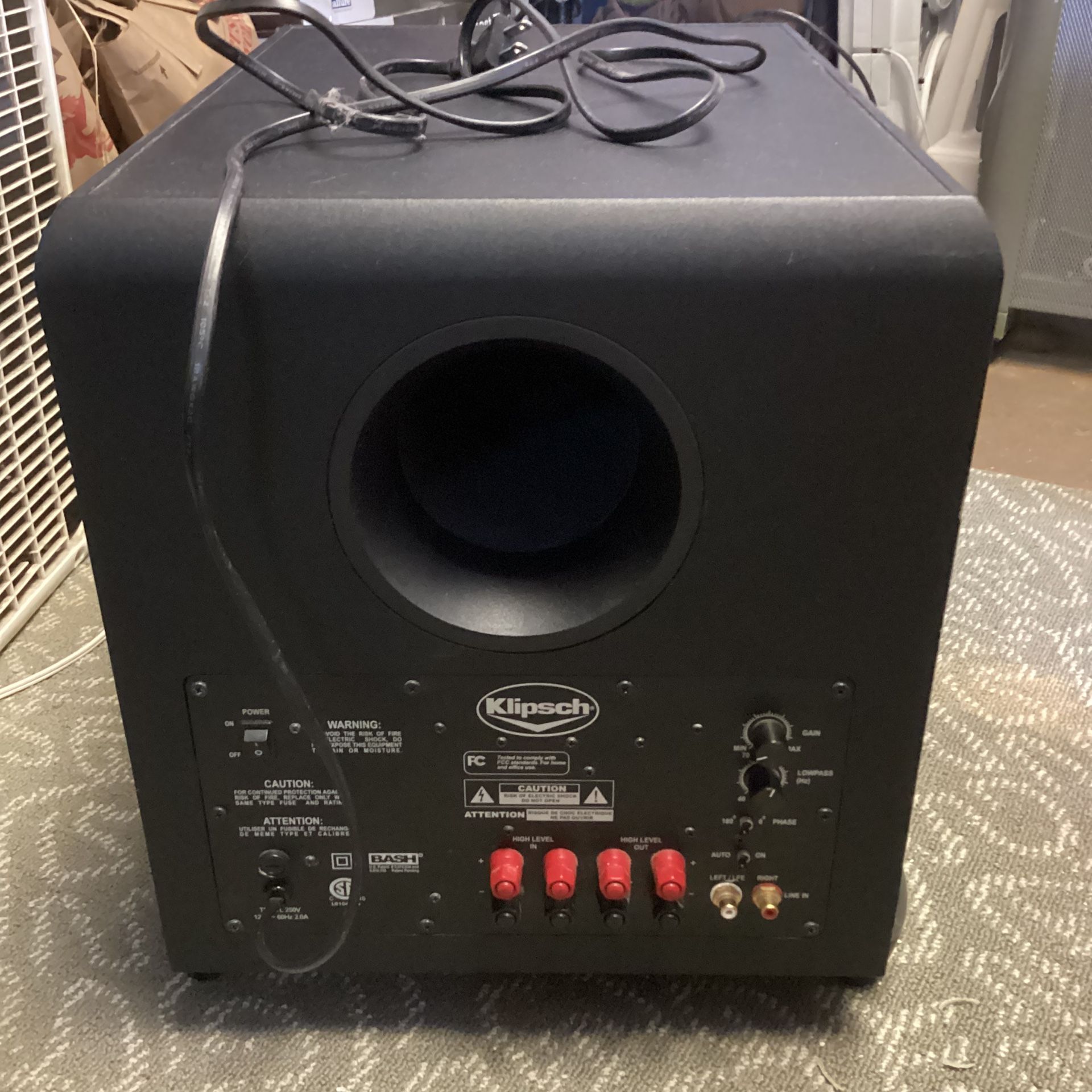 KLIPSCH SUB 10 10" 200 Watt Powered Subwoofer