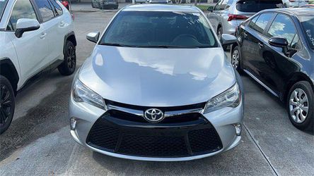 2015 Toyota Camry Thumbnail