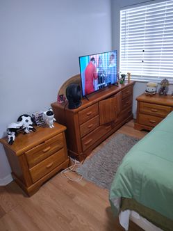 Moving out sale