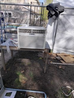 15,000 BTU AC 120v! GREAT CONDITION!
