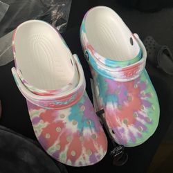 Crocs