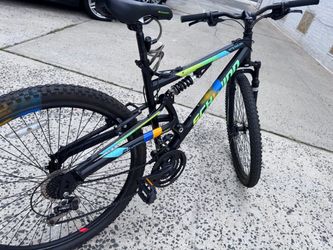 Schwinn Knowles Full Suspension Mountain Bike,